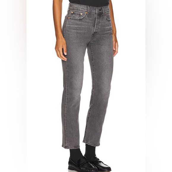 Levi Wedgie Straight Gray Wash Button Fly High rise Jean size 32w - Picture 1 of 9